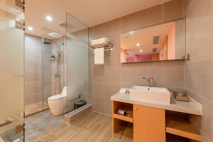 Hongxiang Hotel Guangzhou Dış mekan fotoğraf